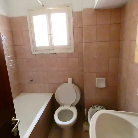 Iona Appartments * Achilleion