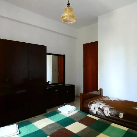 Iona Appartments * Achílleion