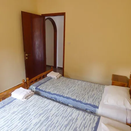 Apartmán Iona Appartments *