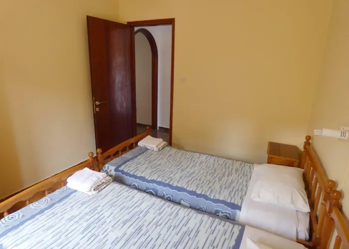 Daire Iona Appartments *